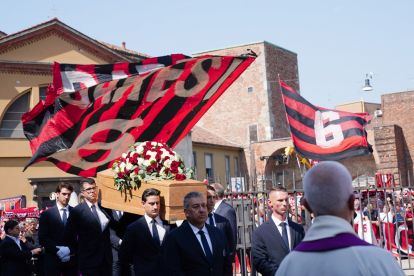 Juventus fans pay tribute to Baresi ahead of Milan match: ‘With infinite respect’