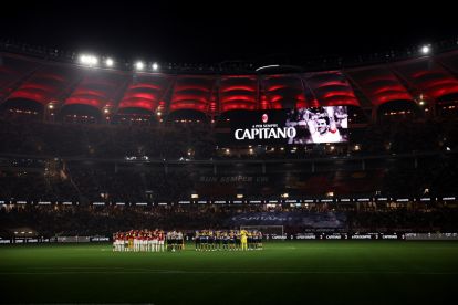 PERTH, AUSTRALIA - AUGUST 05: FC Internazionale and AC Milan stand for a minutes silence during the pre-season match between AC Milan and FC Internazionale at Optus Stadium on August 05, 2026 in Perth, Australia. (Photo by Janelle St Pierre/Getty Images)