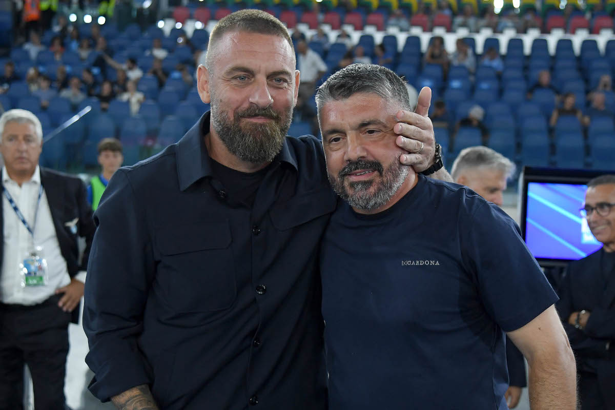 ROME, ITALY - AUGUST 30: Genoa CFC head coach Daniele De Rossi and SS Lazio head coach Gennaro Gattuso pose for a photo prior the Serie A match between SS Lazio and Genoa CFC at Stadio Olimpico on August 30, 2026 in Rome, Italy. (Photo by Marco Rosi - SS Lazio/Getty Images)
