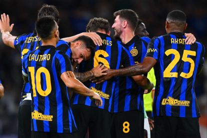 Inter teammates celebrate as John Stones scores the winner in a friendly against Real Betis (@inter)