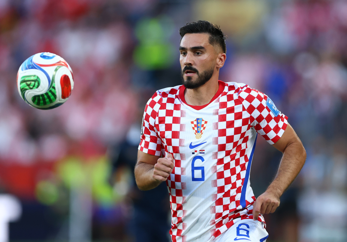 Lazio agree terms with Ajax for Sutalo loan