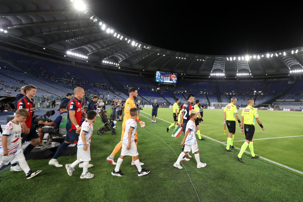 ROME, ITALY - AUGUST 30: The players enter the field before the Serie A match between SS Lazio and Genoa CFC at Stadio Olimpico on August 30, 2026 in Rome, Italy. (Photo by Paolo Bruno/Getty Images)