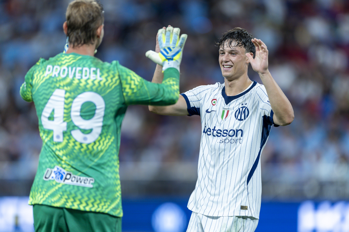 HONG KONG, CHINA - AUGUST 1: Matteo Lavelli of Inter Milan (R) celebrates after scoring his penalty kick goal with goalkeeper Ivan Provedel of Inter Milan (L) during a penalty shoot-out after the Manchester City v Inter Milan - Pre-Season Friendly at Kai Tak Stadium on August 1, 2026 in Hong Kong, China. (Photo by Yu Chun Christopher Wong/Eurasia Sport Images/Getty Images)