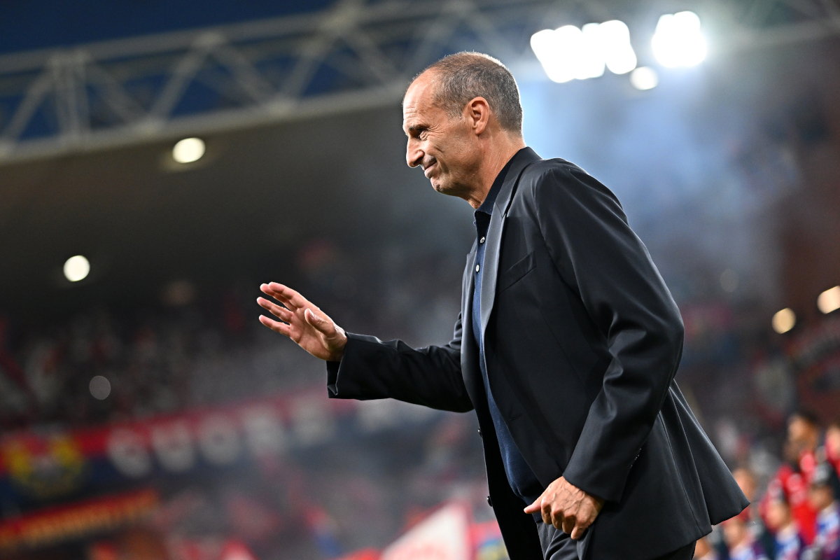 GENOA, ITALY - AUGUST 22: Massimiliano Allegri, Head Coach of Napoli before the Serie A match between Genoa CFC and SSC Napoli at Stadio Luigi Ferraris on August 22, 2026 in Genoa, Italy. (Photo by Simone Arveda/Getty Images)