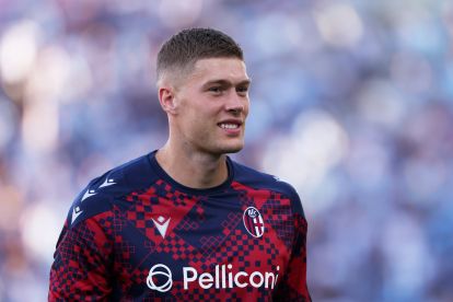 BOLOGNA, ITALY - AUGUST 24: Artem Dovbyk of Bologna FC 1909 looks on during the warm up before the Serie A match between Bologna FC and SS Lazio at Stadio Renato Dall'Ara on August 24, 2026 in Bologna, Italy. (Photo by Emmanuele Ciancaglini/Getty Images)