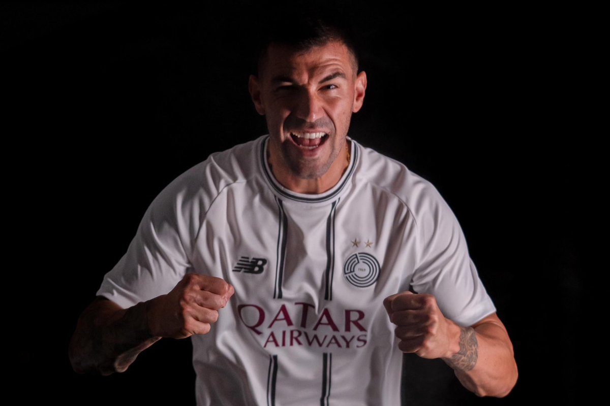 Alessio Romagnoli wears the Al-Sadd jersey (@alsaddsc)