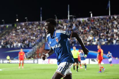 COMO, ITALY - SEPTEMBER 10: Assane Diao of Como 1907 celebrates scoring his team’s third goal during the UEFA Champions League 2026/27 League Phase MD1 match between Como 1907 and RB Leipzig at Giuseppe Sinigaglia Stadium on September 10, 2026 in Como, Italy. (Photo by Marco Luzzani/Getty Images)