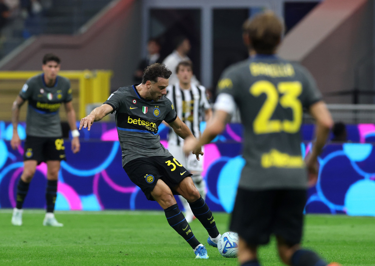 MILAN, ITALY - SEPTEMBER 14: Carlos Augusto of FC Internazionale Milano scores his team’s first goal during the Serie A match between FC Internazionale and Udinese Calcio at Stadio Giuseppe Meazza on September 14, 2026 in Milan, Italy. (Photo by Claudio Villa/Getty Images)