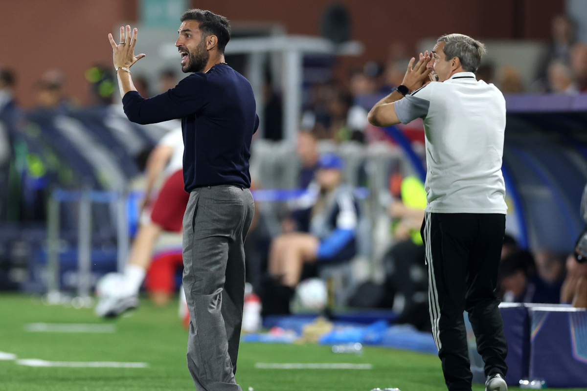 COMO, ITALY - SEPTEMBER 10: Cesc Fabregas, Manager of Como 1907, reacts during the UEFA Champions League 2026/27 League Phase MD1 match between Como 1907 and RB Leipzig at Giuseppe Sinigaglia Stadium on September 10, 2026 in Como, Italy. (Photo by Claudio Villa/Getty Images)