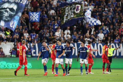 COMO, ITALY - SEPTEMBER 10: Tasos Douvikas of Como 1907 celebrates scoring his team’s second goal during the UEFA Champions League 2026/27 League Phase MD1 match between Como 1907 and RB Leipzig at Giuseppe Sinigaglia Stadium on September 10, 2026 in Como, Italy. (Photo by Marco Luzzani/Getty Images)