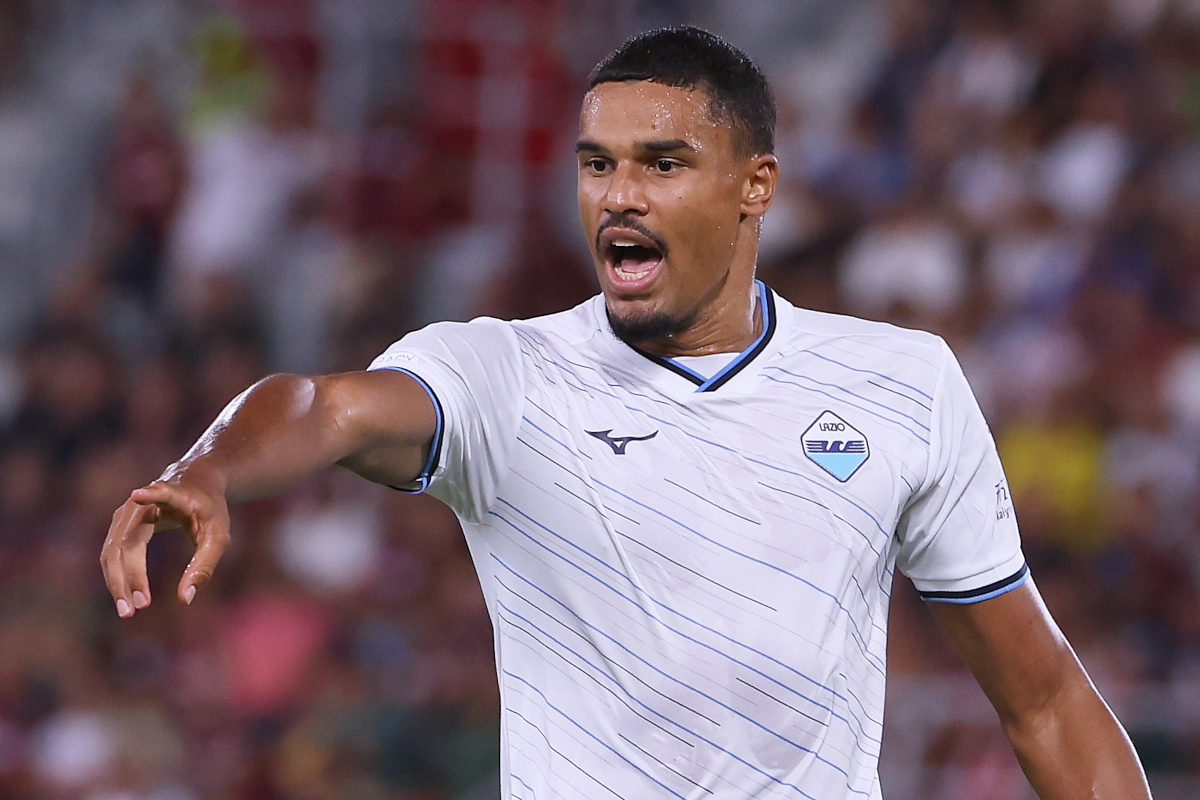 BOLOGNA, ITÁLIA - 24 DE AGOSTO: Danilo Tocci da SS Lazio reage durante a partida da Série A entre Bologna FC e SS Lazio no Stadio Renato Dall'Aura em 24 de agosto de 2026 em Bolonha, Itália. (Foto de Emmanuel Ciancaglini/Getty Images)