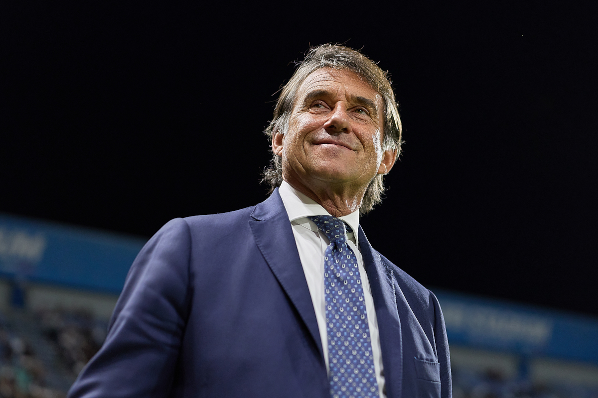 REGGIO NELL'EMILIA, ITÁLIA - 13 DE SETEMBRO: Giovanni Carnevali da Juventus reage antes da partida da Série A entre US Sassuolo e Juventus no Estádio Mapei - Citta' del Tricolore em 13 de setembro de 2026 em Reggio Nelli'E. (Foto de Emmanuel Ciancaglini/Getty Images)