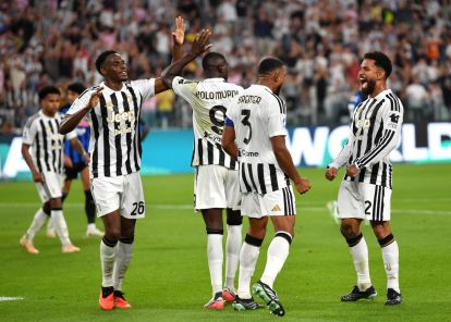 TURIN, ITALY - SEPTEMBER 20: Bremer of Juventus celebrates scoring his team’s second goal with teammate Douglas Luiz during the Serie A match between Juventus and Atalanta BC at Allianz Stadium on September 20, 2026 in Turin, Italy. (Photo by Valerio Pennicino/Getty Images)