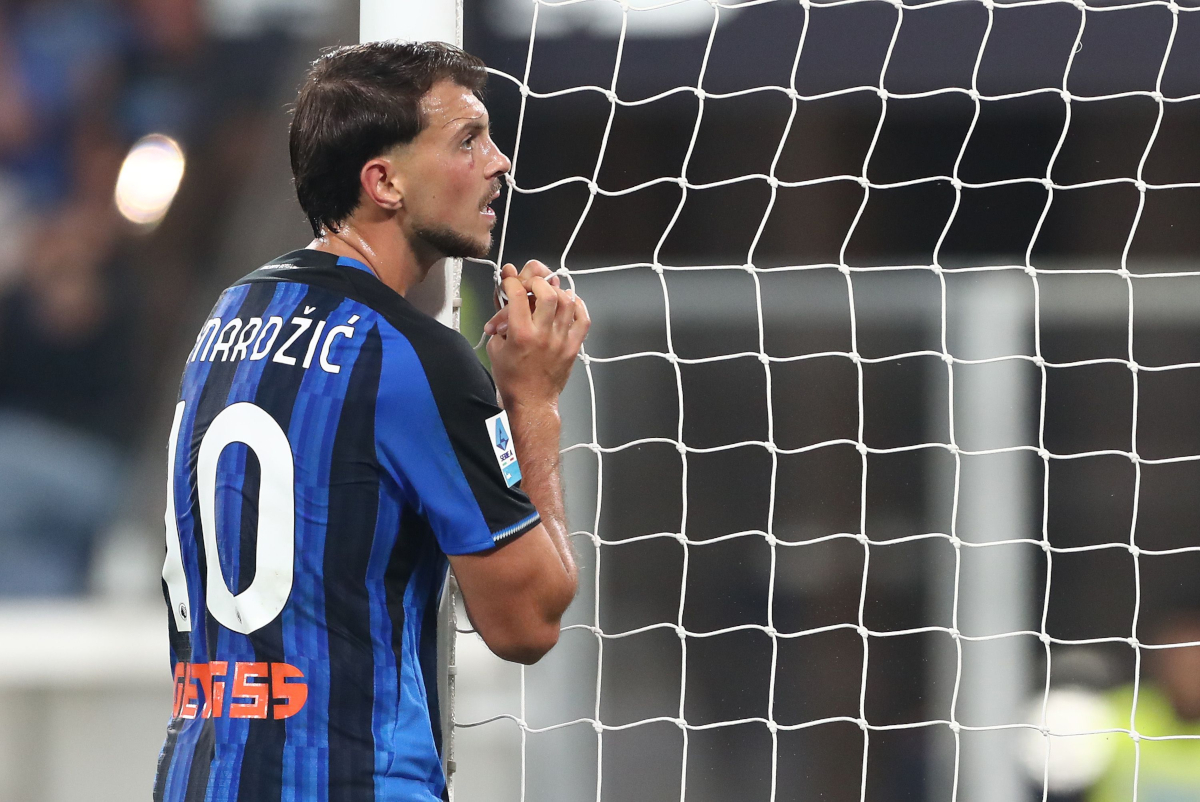 BERGAMO, ITALY - SEPTEMBER 12: Lazar Samardzic of Atalanta BC reacts during the Serie A match between Atalanta BC and Parma Calcio at Stadio Atleti Azzurri d'Italia on September 12, 2026 in Bergamo, Italy. (Photo by Marco Luzzani/Getty Images)