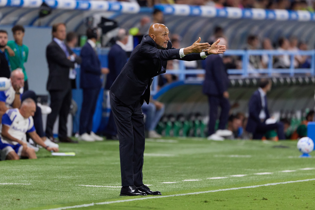 REGGIO NELL'EMILIA, ITALY - SEPTEMBER 13: Luciano Spalletti Head Coach of Juventus reacts during the Serie A match between US Sassuolo and Juventus at Mapei Stadium - Citta' del Tricolore on September 13, 2026 in Reggio nell'Emilia, Italy. (Photo by Emmanuele Ciancaglini/Getty Images)