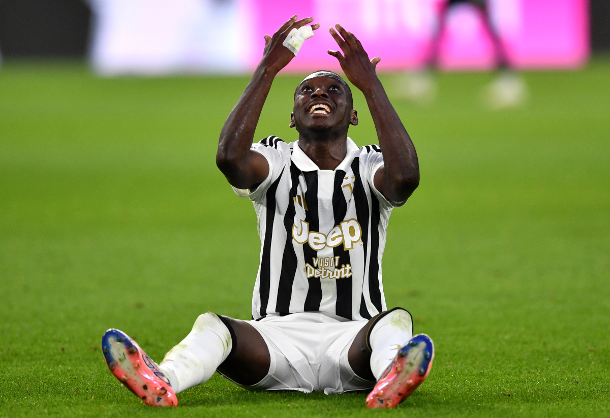 TURIM, ITÁLIA - 20 DE SETEMBRO: Randall Kolo Muani da Juventus reage durante a partida da Série A entre Juventus e Atalanta BC no Allianz Stadium em 20 de setembro de 2026 em Torino, Itália. (Foto de Valerio Pennicino/Getty Images)