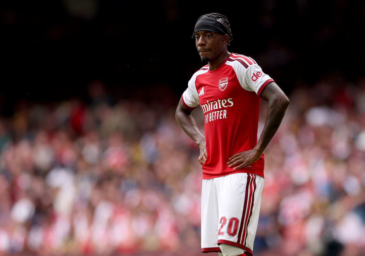CARDIFF, WALES - 16 DE AGOSTO: Noni Maduke do Arsenal durante a partida 2026 FA Community Shield entre Arsenal e Manchester City no Principality Stadium em 16 de agosto de 2026 em Cardiff, País de Gales. (Foto de Carl Rezin/Getty Images)