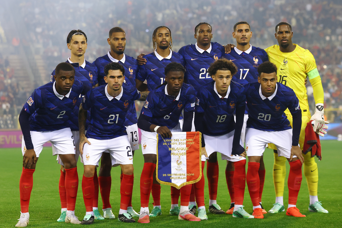 BRUSSELS, BELGIUM - SEPTEMBER 28: Players of France pose for a team photograph before the UEFA Nations League 2026/27 group phase match between Belgium and France at Stade Roi Baudouin on September 28, 2026 in Brussels, Belgium. (Photo by Dean Mouhtaropoulos/Getty Images)