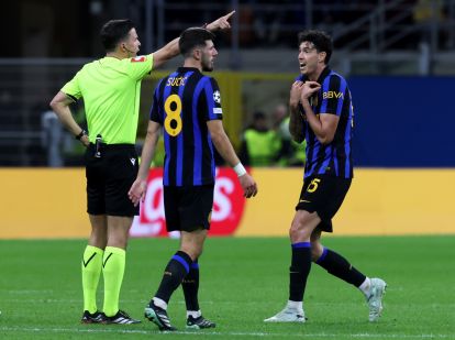MILAN, ITALY - OCTOBER 21: Alessandro Bastoni of FC Internazionale Milano reacts after receiving a red card during the UEFA Champions League 2026/27 League Phase MD3 match between FC Internazionale Milano and FC Shakhtar Donetsk at Stadio San Siro on October 21, 2026 in Milan, Italy. (Photo by Claudio Villa/Getty Images)