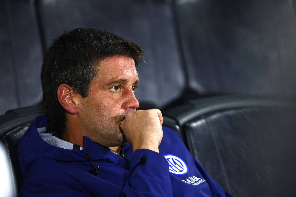 VENICE, ITALY - OCTOBER 28: Head coach of FC Internazionale Cristian Chivu looks on during the Serie A match between Venezia FC and FC Internazionale at Stadio Pier Luigi Penzo on October 28, 2026 in Venice, Italy. (Photo by Maurizio Lagana/Getty Images)