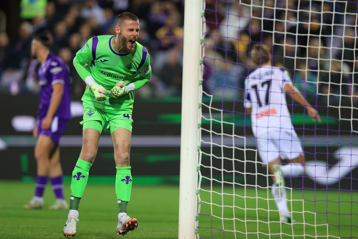 FLORENÇA, ITÁLIA - 29 DE OUTUBRO: O goleiro Davide De Gea da ACF Fiorentina reage a um gol do Torino FC Charles de Keteler da Atalanta BC durante a partida da Série A entre ACF Fiorentina e Atlanta BC no Stadio Artemio Franchi, Franchi em 2 de outubro de 2020. (Foto de Gabriel Maltindi / Getty Images)