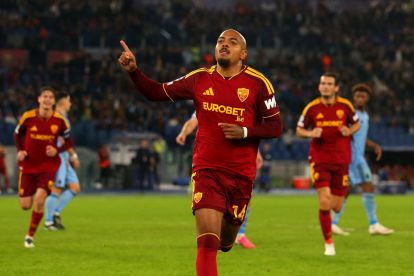 ROME, ITALY - OCTOBER 20: Donyell Malen of AS Roma celebrates scoring his team’s fourth goal during the UEFA Champions League 2026/27 League Phase MD3 match between AS Roma and SK Slovan Bratislava at Stadio Olimpico on October 20, 2026 in Rome, Italy. (Photo by Paolo Bruno/Getty Images)
