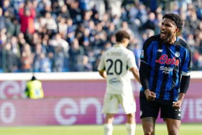 BERGAMO, ITALY - OCTOBER 25: Edersson of Atalanta BC celebrates after scoring on penalty his first goalduring the Serie A match between Atalanta BC and Frosinone Calcio at Stadio Atleti Azzurri d'Italia on October 25, 2026 in Bergamo, Italy. (Photo by Pier Marco Tacca/Getty Images)