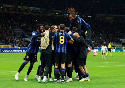 MILAN, ITALY - OCTOBER 21: Players of FC Internazionale Milano celebrate after Carlos Augusto of FC Internazionale Milano (obscured) scores his team’s first goal during the UEFA Champions League 2026/27 League Phase MD3 match between FC Internazionale Milano and FC Shakhtar Donetsk at Stadio San Siro on October 21, 2026 in Milan, Italy. (Photo by Claudio Villa/Getty Images)
