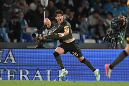 NAPLES, ITALY - OCTOBER 24: Leonardo Balerdi of AS Roma celebrates after scoring his team's second goal during the Serie A match between SSC Napoli and AS Roma at Stadio Diego Armando Maradona on October 24, 2026 in Naples, Italy. (Photo by Francesco Pecoraro/Getty Images)