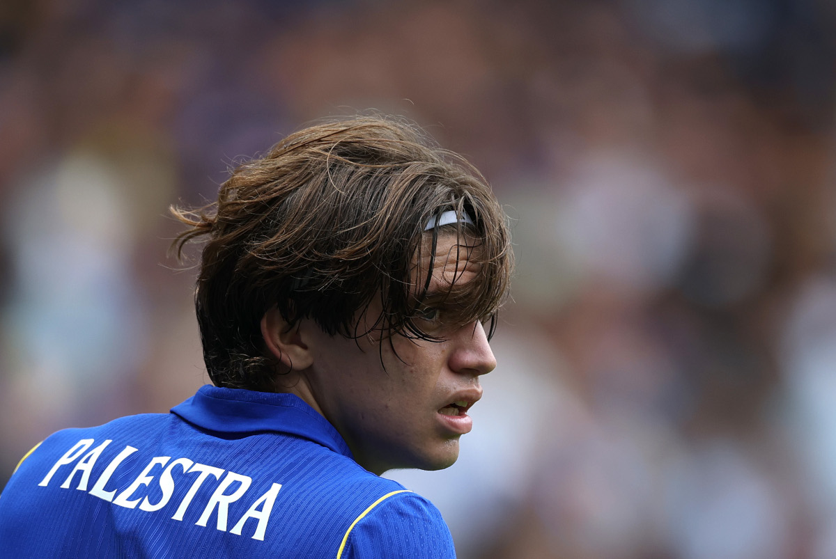 LONDRES, INGLATERRA - 15 DE AGOSTO: Marco Balestra do Chelsea reage durante o amistoso de pré-temporada entre Chelsea e Real Sociedad em Stamford Bridge em 15 de agosto de 2026 em Londres, Inglaterra. (Foto de Ryan Pearce/Getty Images)