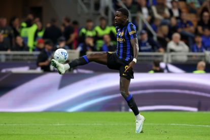 MILAN, ITALY - OCTOBER 10: Marcus Thuram of FC Internazionale Milano controls the ball during the Serie A match between FC Internazionale and Parma Calcio at Stadio Giuseppe Meazza on October 10, 2026 in Milan, Italy. (Photo by Claudio Villa/Getty Images)
