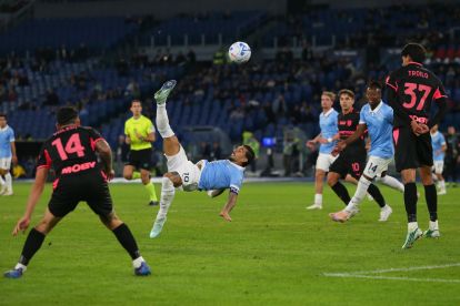 ROME, ITALY - OCTOBER 24: Mattia Zaccagni of SS Lazio in action during the Serie A match between SS Lazio and Parma Calcio at Stadio Olimpico on October 24, 2026 in Rome, Italy. (Photo by Paolo Bruno/Getty Images)