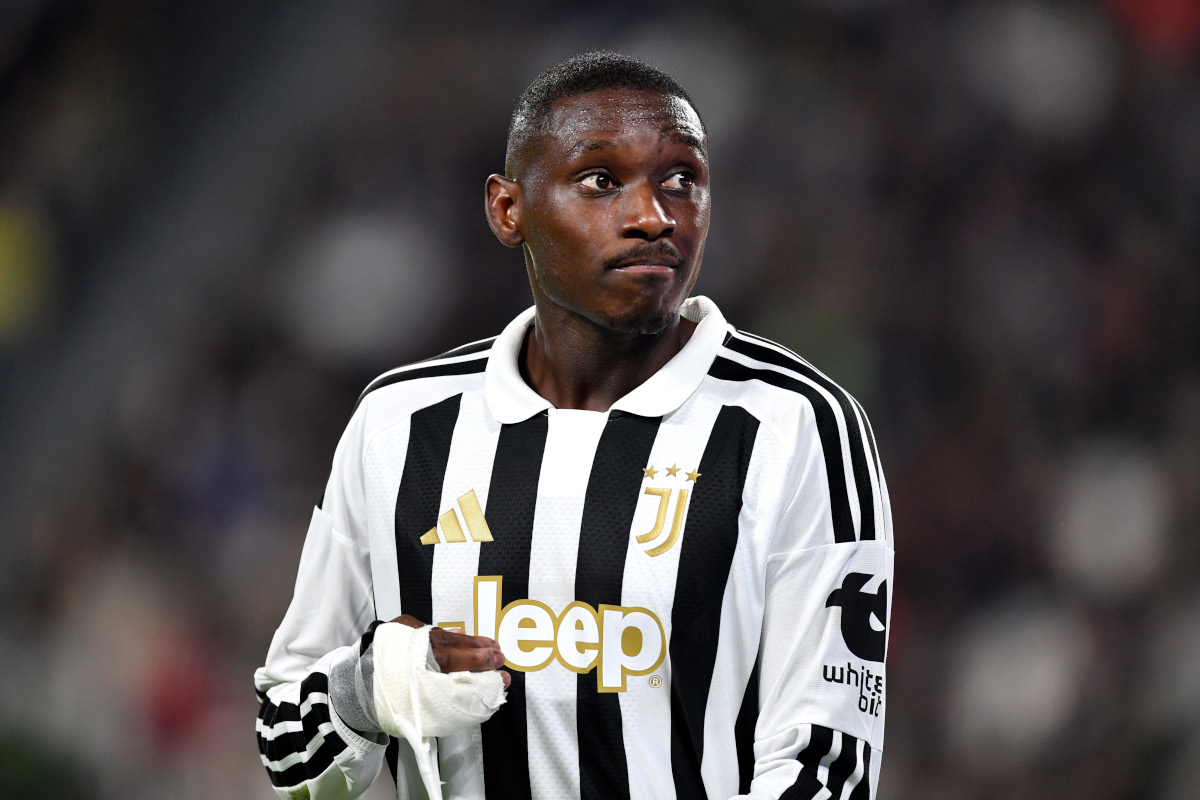 TURIN, ITALY - OCTOBER 22: Randal Kolo Muani of Juventus looks on during the UEFA Europa League 2026/27 League Phase MD3 match between Juventus and Stade Rennais FC at Juventus Stadium on October 22, 2026 in Turin, Italy. (Photo by Valerio Pennicino/Getty Images)