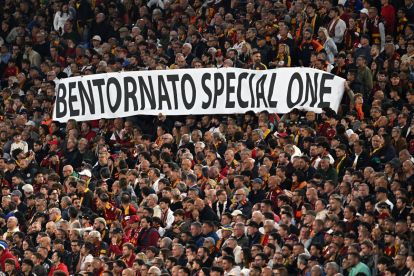 ROME, ITALY - OCTOBER 14: AS Roma fans before the UEFA Champions League 2026/27 League Phase MD2 match between AS Roma and Real Madrid C.F. at Stadio Olimpico on October 14, 2026 in Rome, Italy. (Photo by Tullio M. Puglia/Getty Images)
