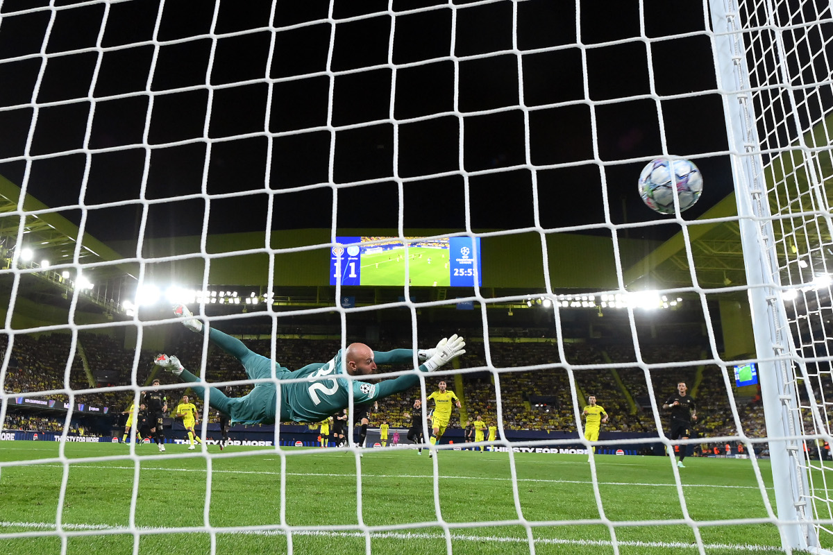 دوري الأبطال المحترفين | فياريال 3-1 نابولي: رجال أليغري ينهارون في دوري أبطال أوروبا