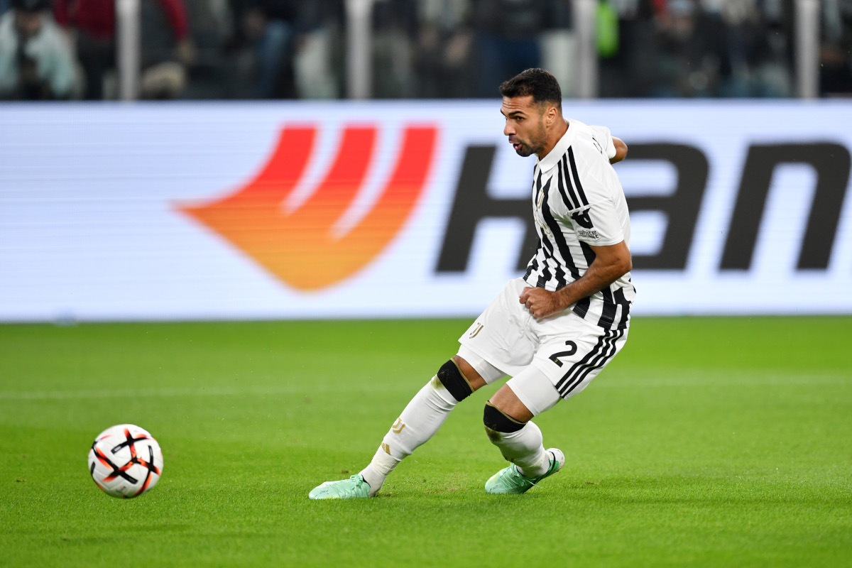 TURIM, ITÁLIA - 22 DE OUTUBRO: Jekyll Celik da Juventus marca o primeiro gol de seu time durante a partida MT3 da UEFA Europa League 2026/27 League Stage entre Juventus e Stade Rennais FC no Juventus Stadium em 22 de outubro de 2026 em Torino, Itália. (Foto de Valerio Pennicino/Getty Images)