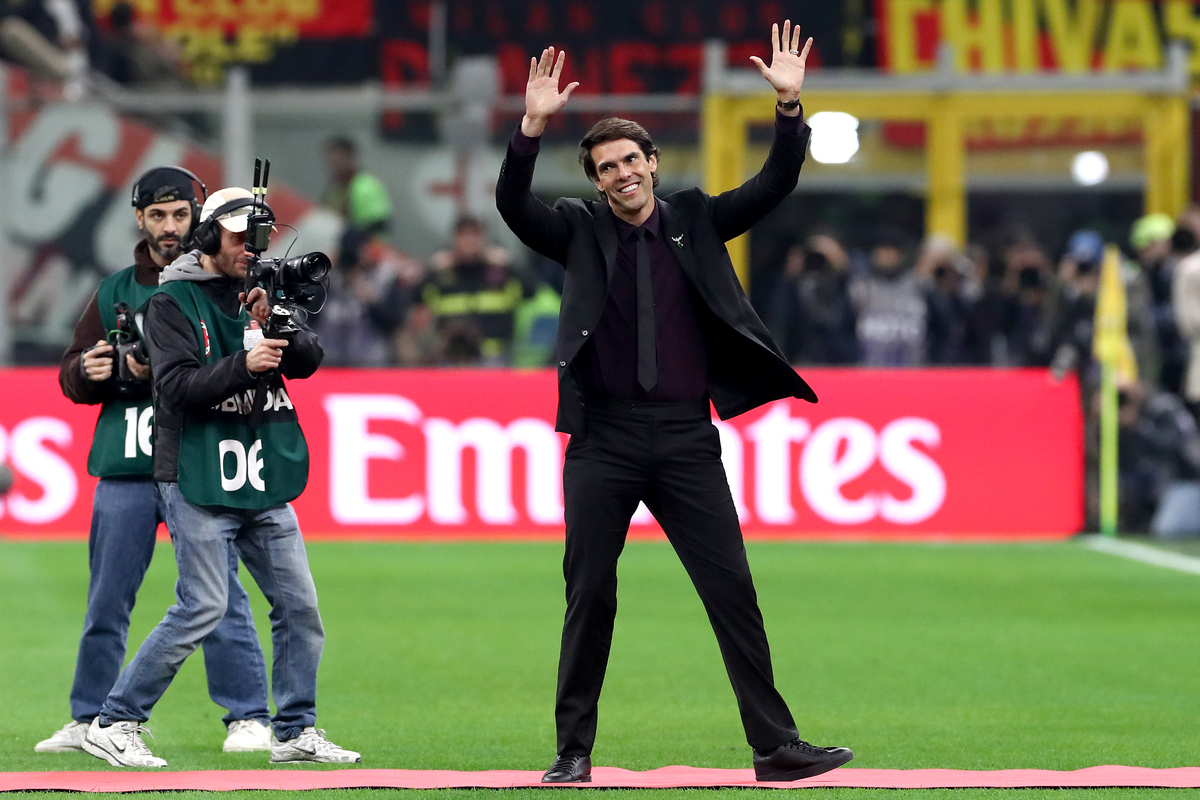 MILAN, ITALY - OCTOBER 31: Ricardo Kaka acknowledges the fans as he is inducted into the AC Milan hall of fame before the Serie A match between AC Milan and FC Internazionale at Stadio Giuseppe Meazza on October 31, 2026 in Milan, Italy. (Photo by Marco Luzzani/Getty Images)