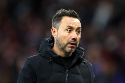 MANCHESTER, ENGLAND - OCTOBER 10: Roberto De Zerbi, Manager of Tottenham Hotspur, looks on during the Premier League 2026/27 match between Manchester United and Tottenham Hotspur at Old Trafford on October 10, 2026 in Manchester, England. (Photo by Alex Livesey/Getty Images)